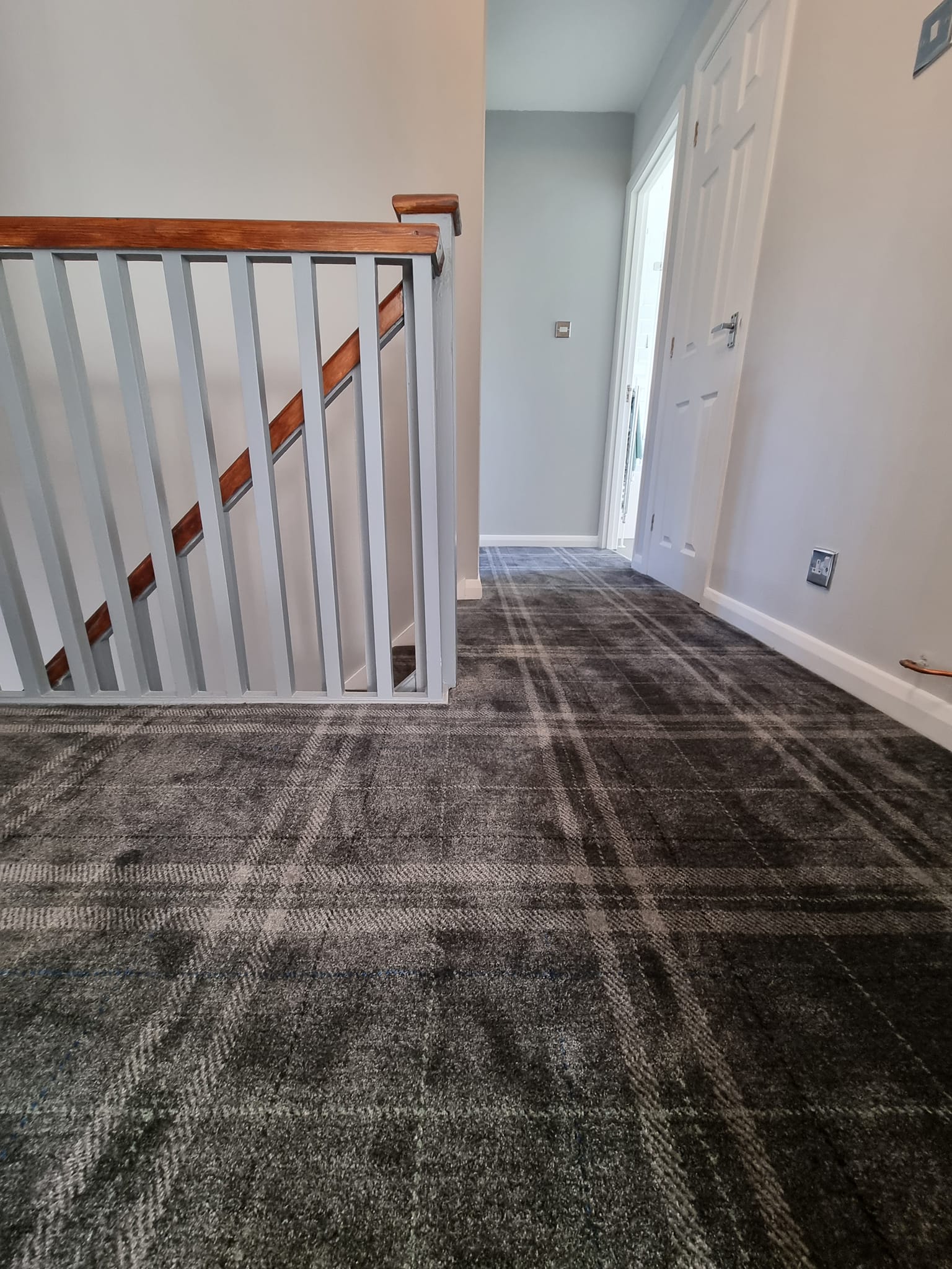 Q-Floors - Sovereign Plaid 02